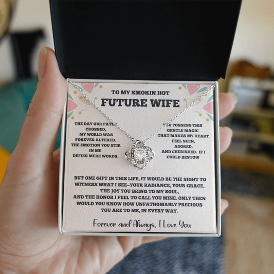 To My Future Wife – Love Knot Necklace with Romantic Message Card (Yellow or White Gold