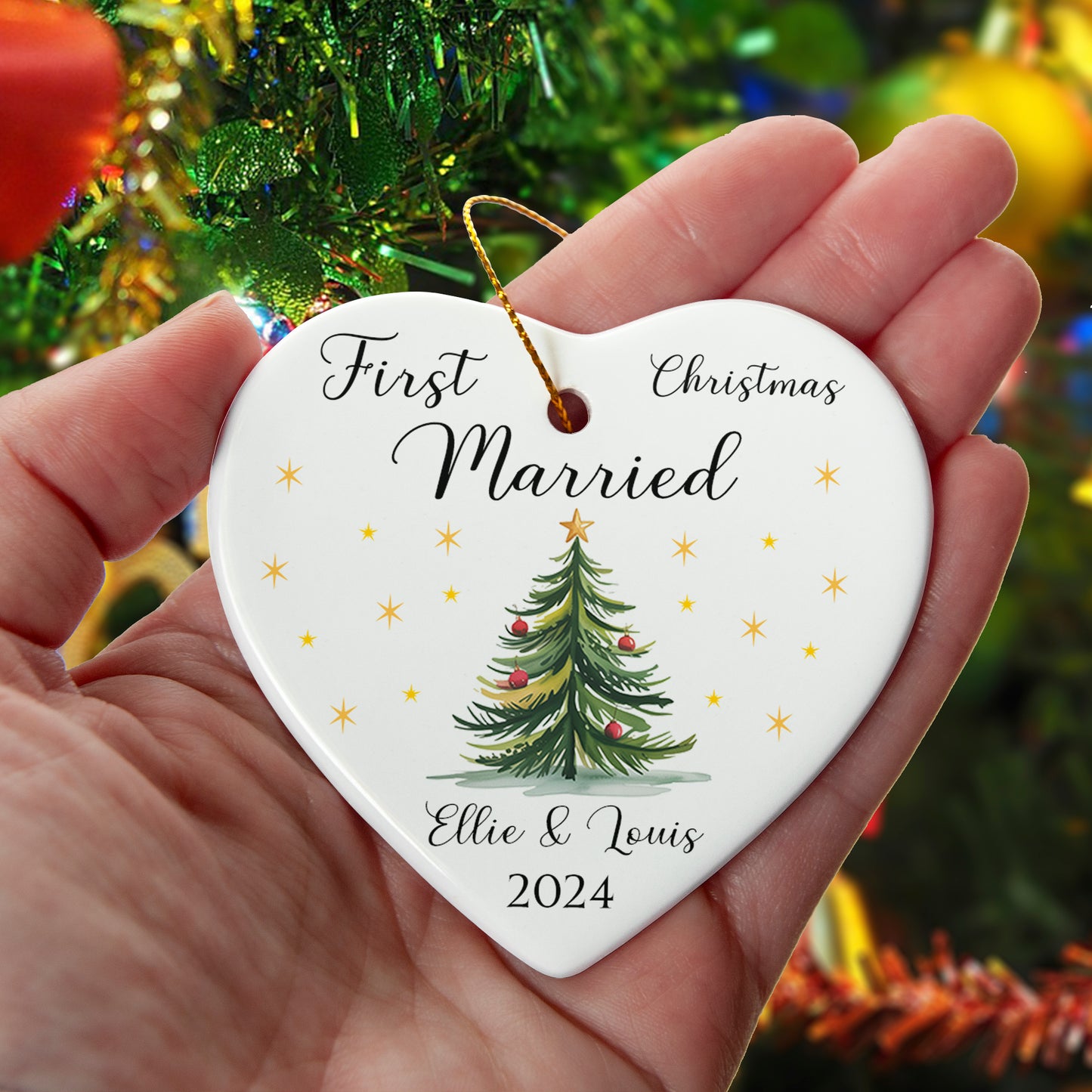 First Christmas Married Ornament 2025 – Personalized Ceramic Heart Ornament for Couples, Newlywed Christmas Tree Keepsake, Mr & Mrs Gift Decoration
