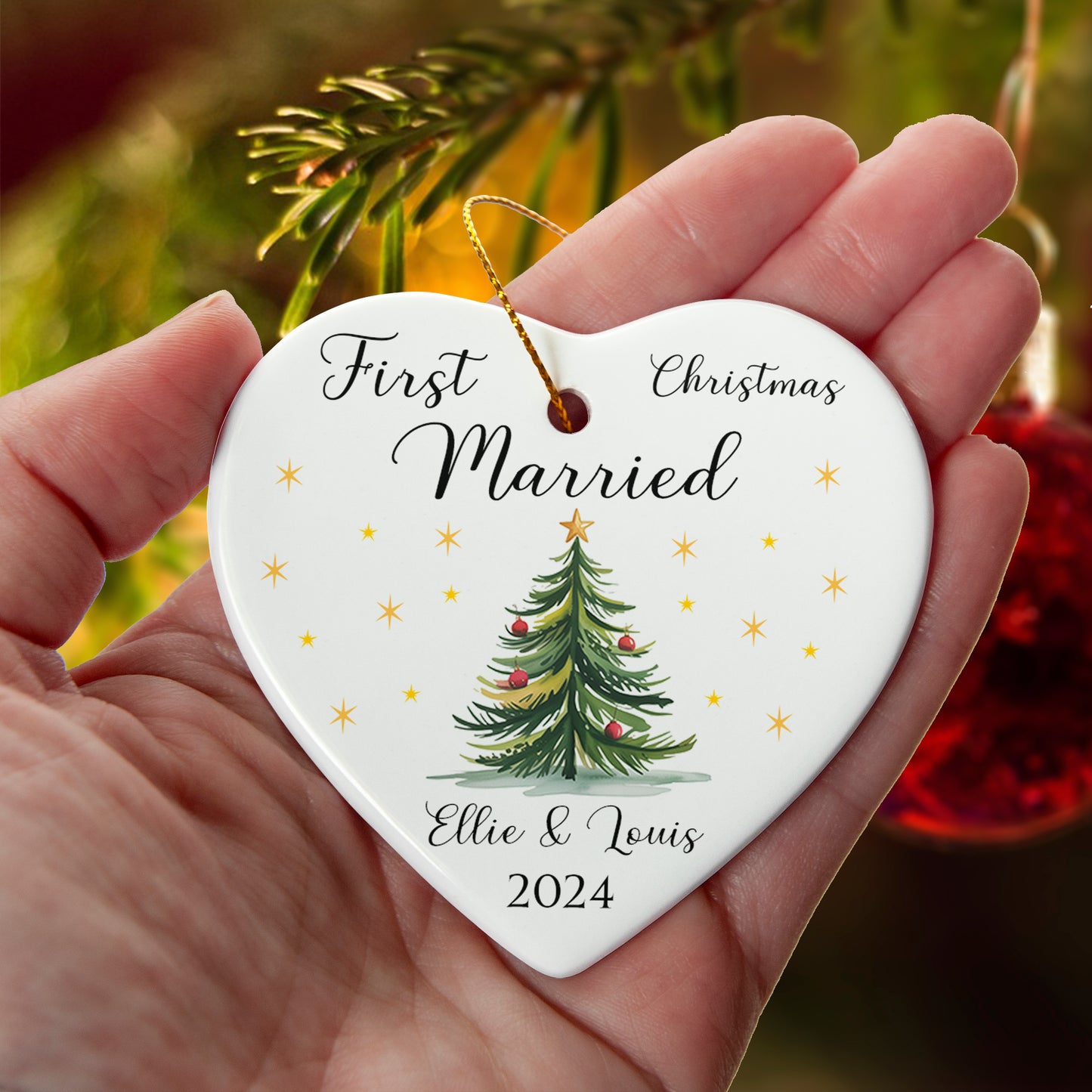 First Christmas Married Ornament 2025 – Personalized Ceramic Heart Ornament for Couples, Newlywed Christmas Tree Keepsake, Mr & Mrs Gift Decoration