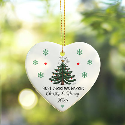First Christmas Married Ornament 2025 – Personalized Ceramic Heart Ornament for Couples, Custom Newlywed Christmas Gift, Mr & Mrs Keepsake Decoration