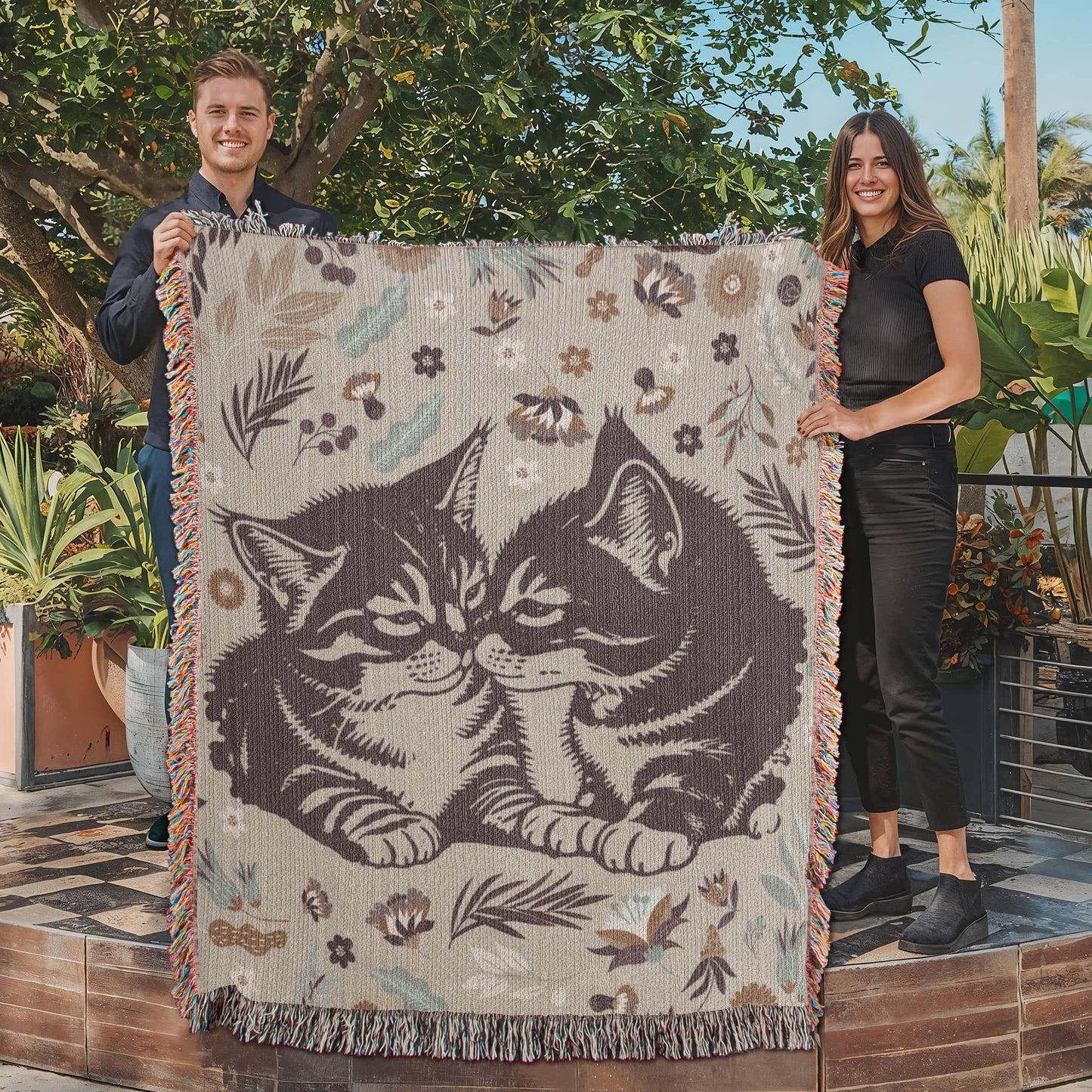 Snuggling Kitties - Woven Blanket for Cozy Comfort